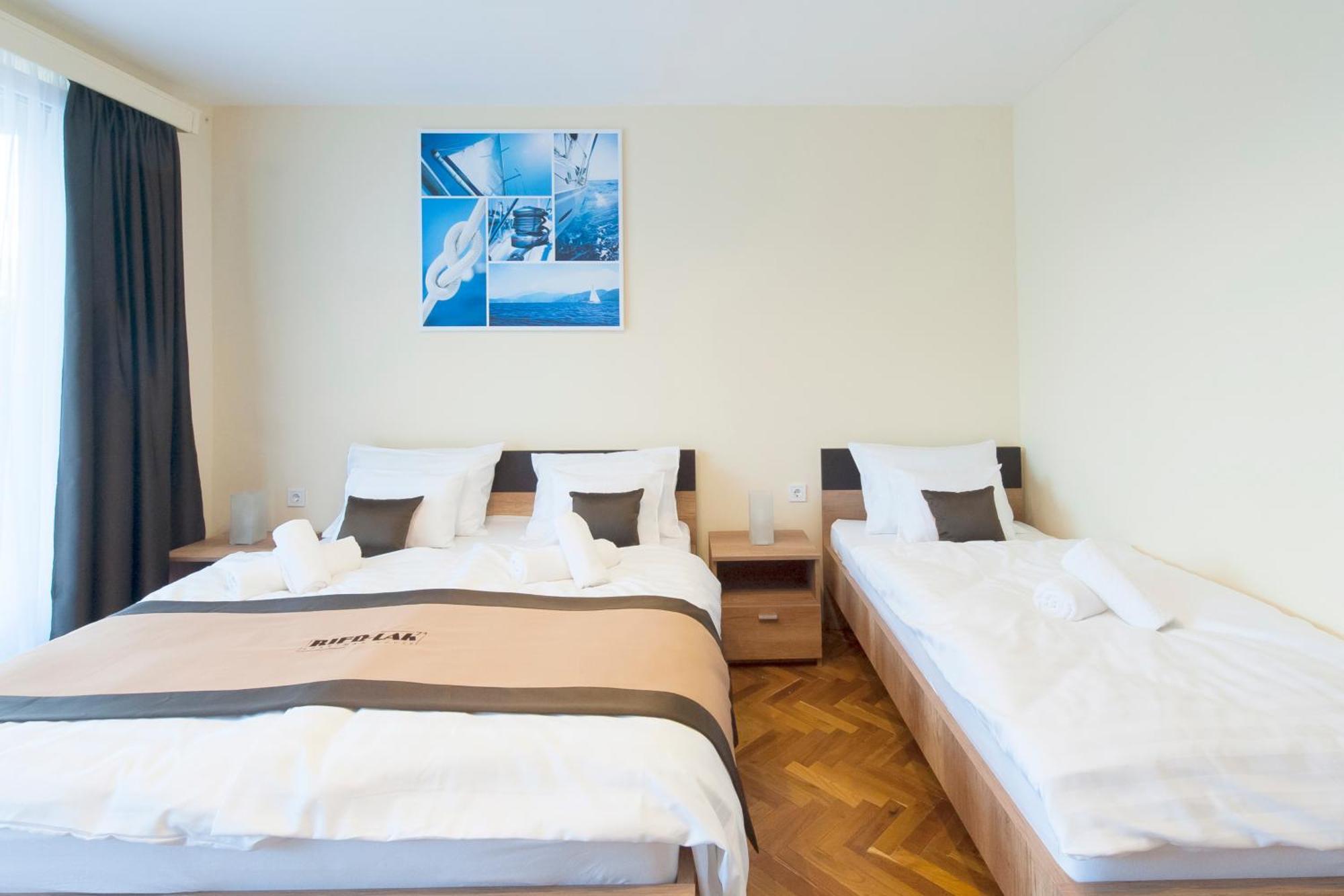 Bier-Lak Apartman House 71 Балатонлеле Екстериор снимка