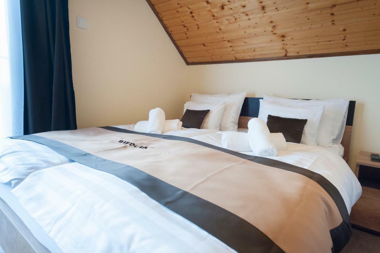 Bier-Lak Apartman House 71 Балатонлеле Екстериор снимка
