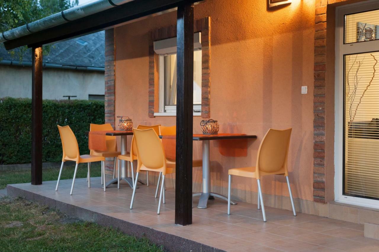 Bier-Lak Apartman House 71 Балатонлеле Екстериор снимка