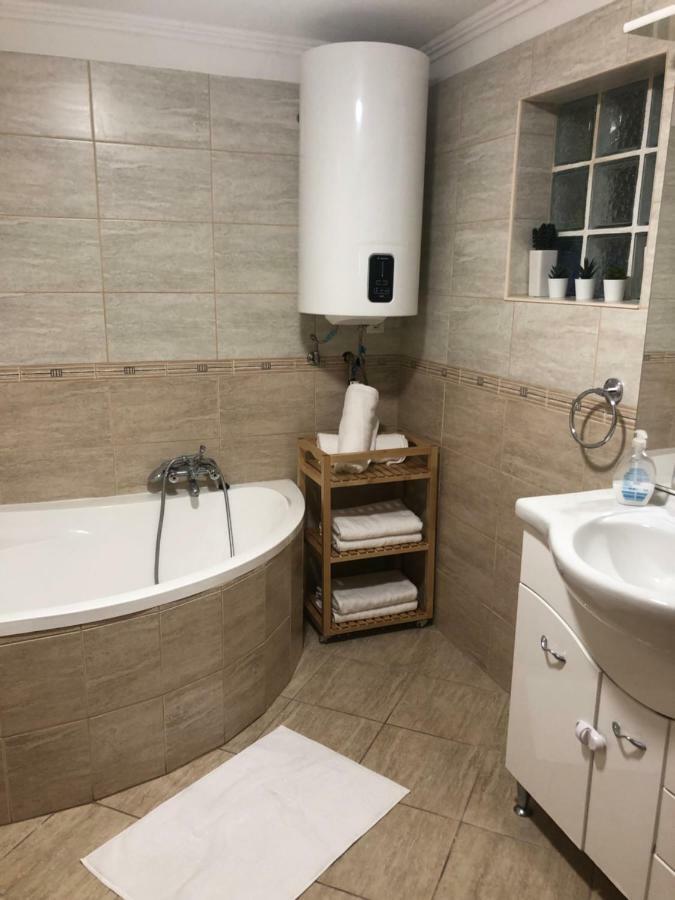 Bier-Lak Apartman House 71 Балатонлеле Екстериор снимка