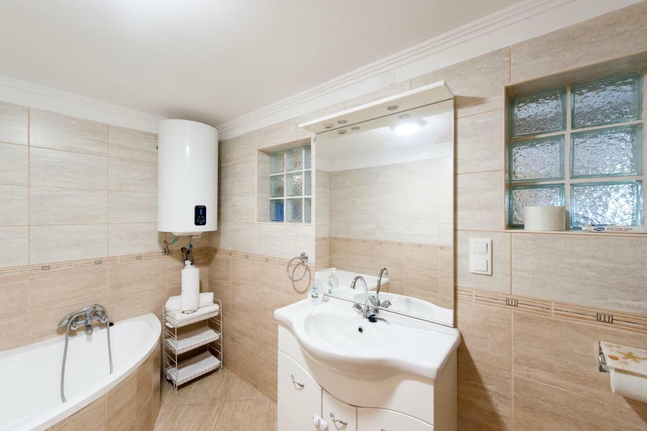 Bier-Lak Apartman House 71 Балатонлеле Екстериор снимка