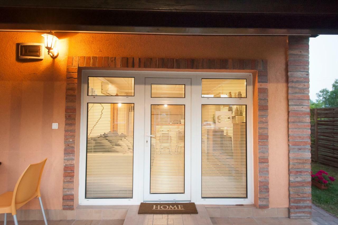 Bier-Lak Apartman House 71 Балатонлеле Екстериор снимка